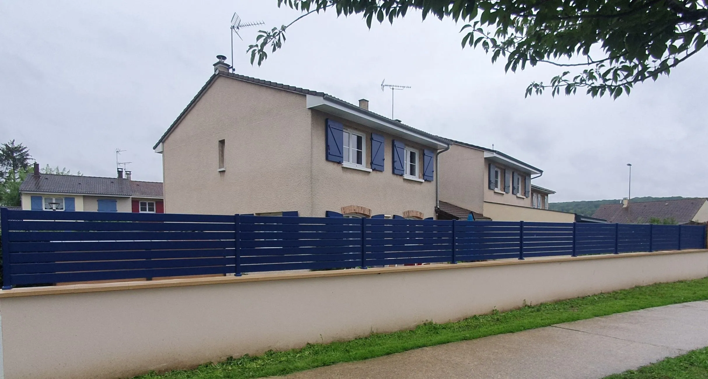 CLOTURE ALUMINIUM DE MARQUE CHARUEL TYPE VIGIA