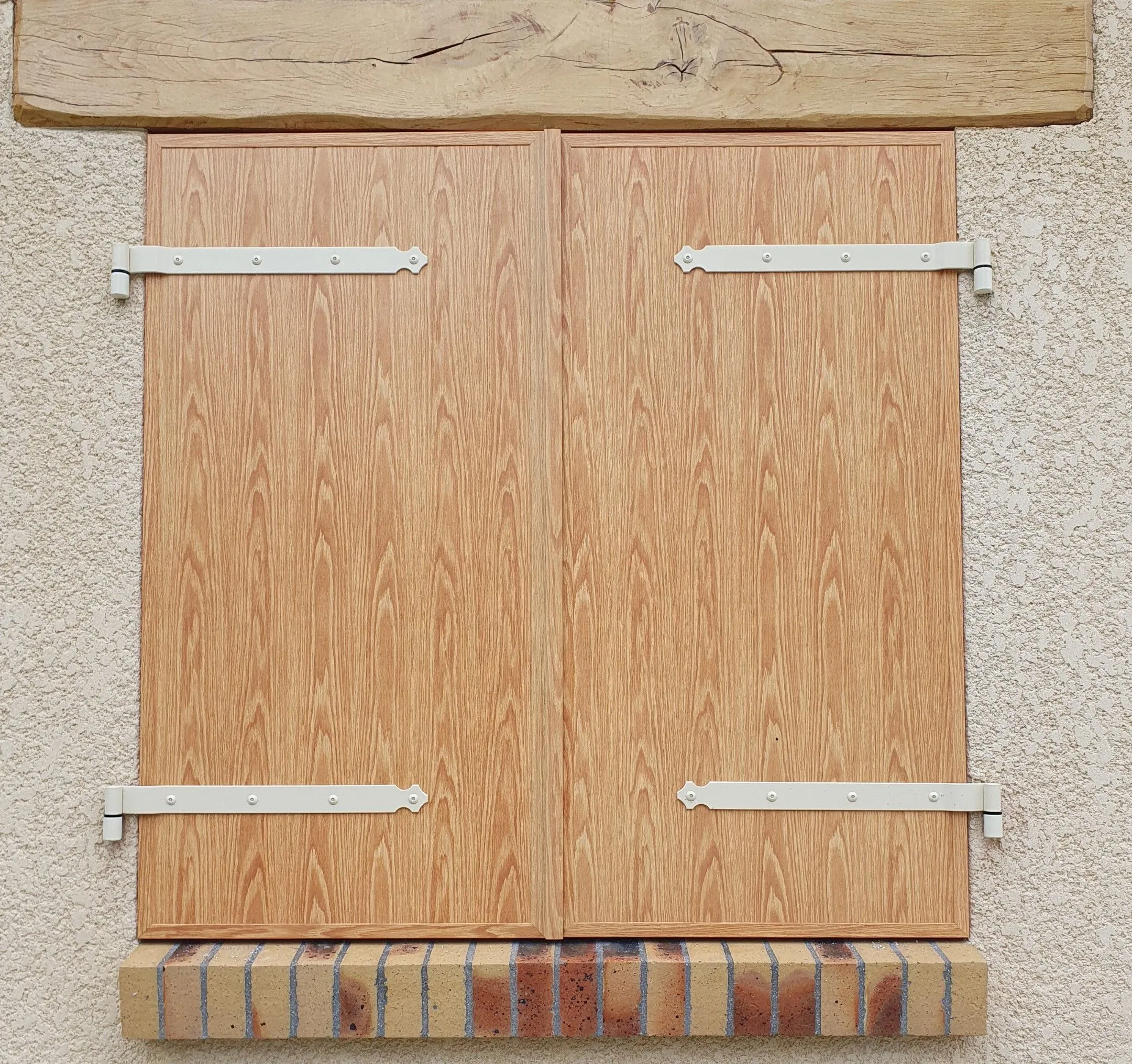 VOLETS BATTANTS ALUMINIUM COLORIS WINCHESTER DE MARQUE CORREZE